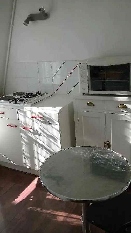 F1 Cosy Montmartre Avec Balcon Apartment Paris