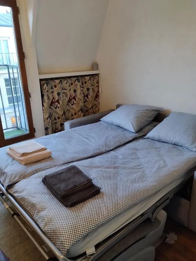F1 Cosy Montmartre Avec Balcon Apartment Paris France